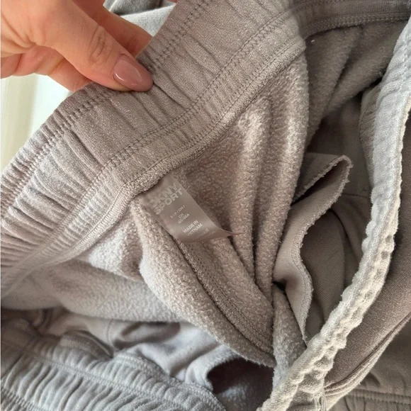 DKNY Taupe Lounge Set - Picture 7 of 7